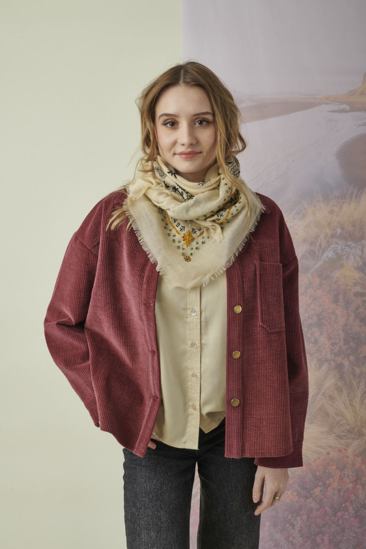 Petit carré NELLY en Laine