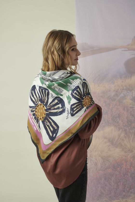 Grand carré TALLIE BIG en Soie pour Femme | Storiatipic