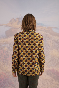 FRAN LISBOA Blouses & Chemises