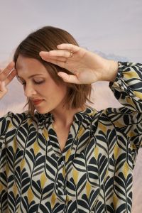 OLIVIA LYS Blouses & Chemises OLIVIA LYS Blouses & Chemises