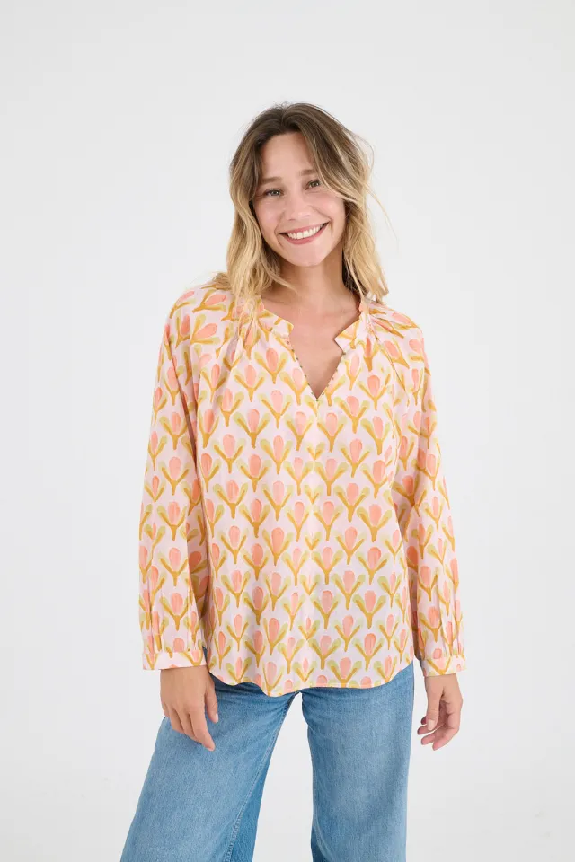 IRIS TULIP Cotton Blouses for Women | Story Topic