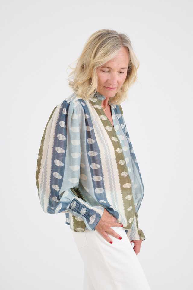 SOLANGE CASSIO Blouses in modal and viscose for women | Story Topic 