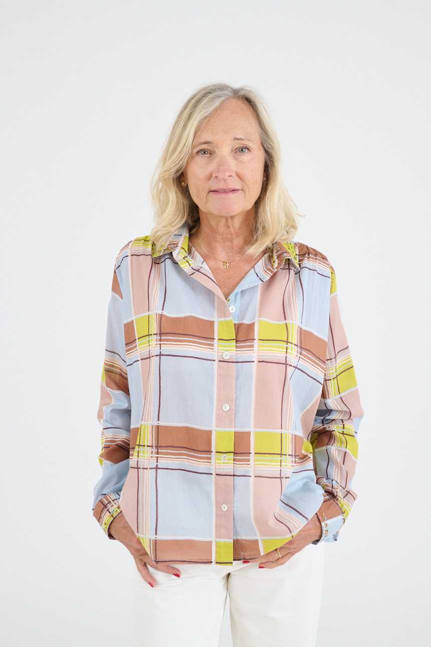 VICTOIRE AYO Women's Cotton Shirts | Story Topic 