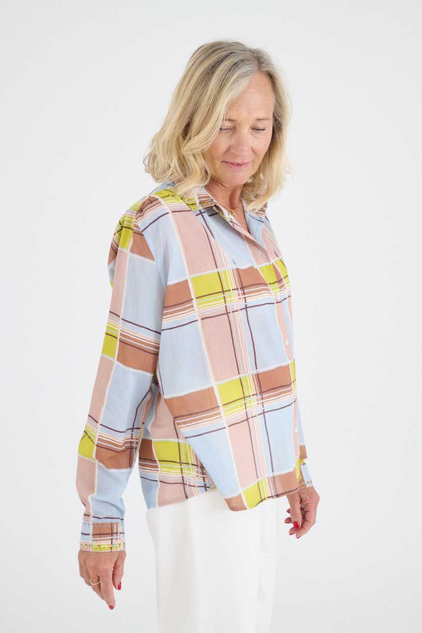 VICTOIRE AYO Women's Cotton Shirts | Story Topic 