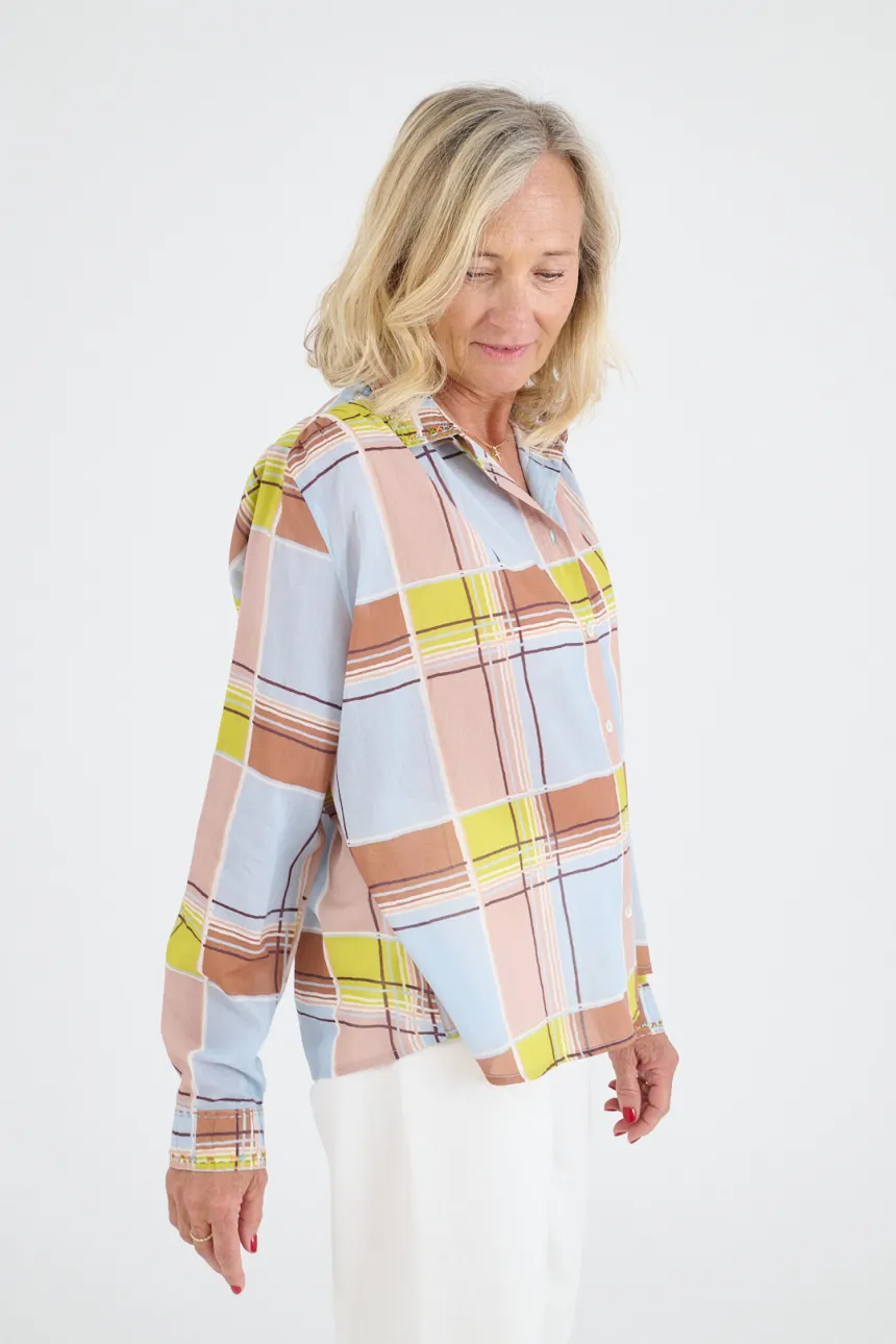 VICTOIRE AYO Women's Cotton Shirts | Story Topic 