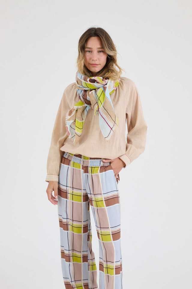 AYO Linen Scarves | Story Topic