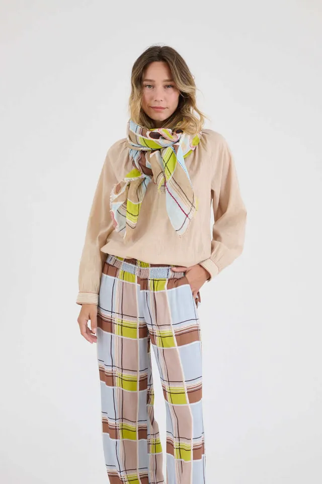 AYO Linen Scarves | Story Topic