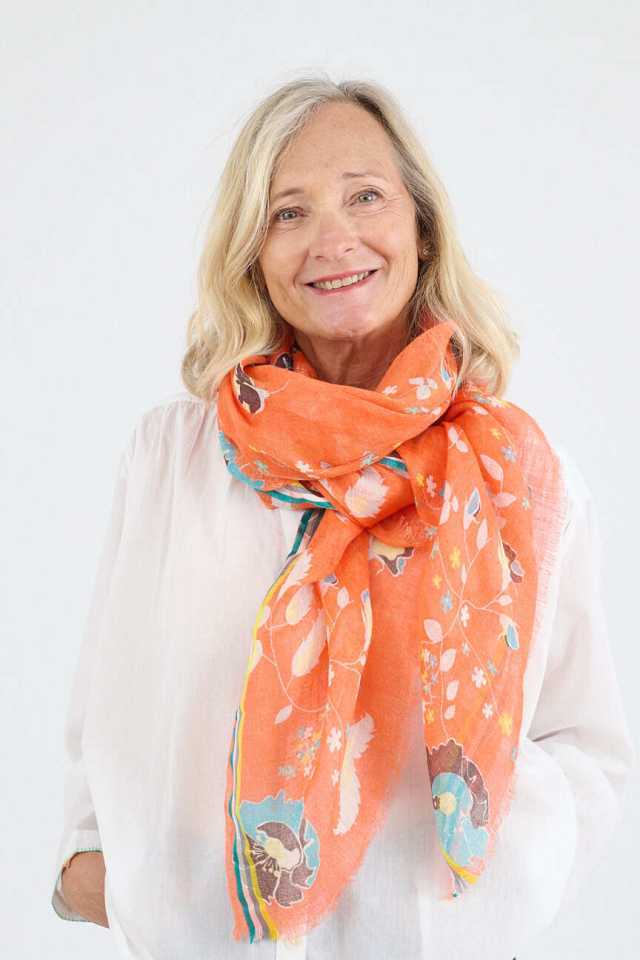 BECKY Linen Scarves | Story Topic