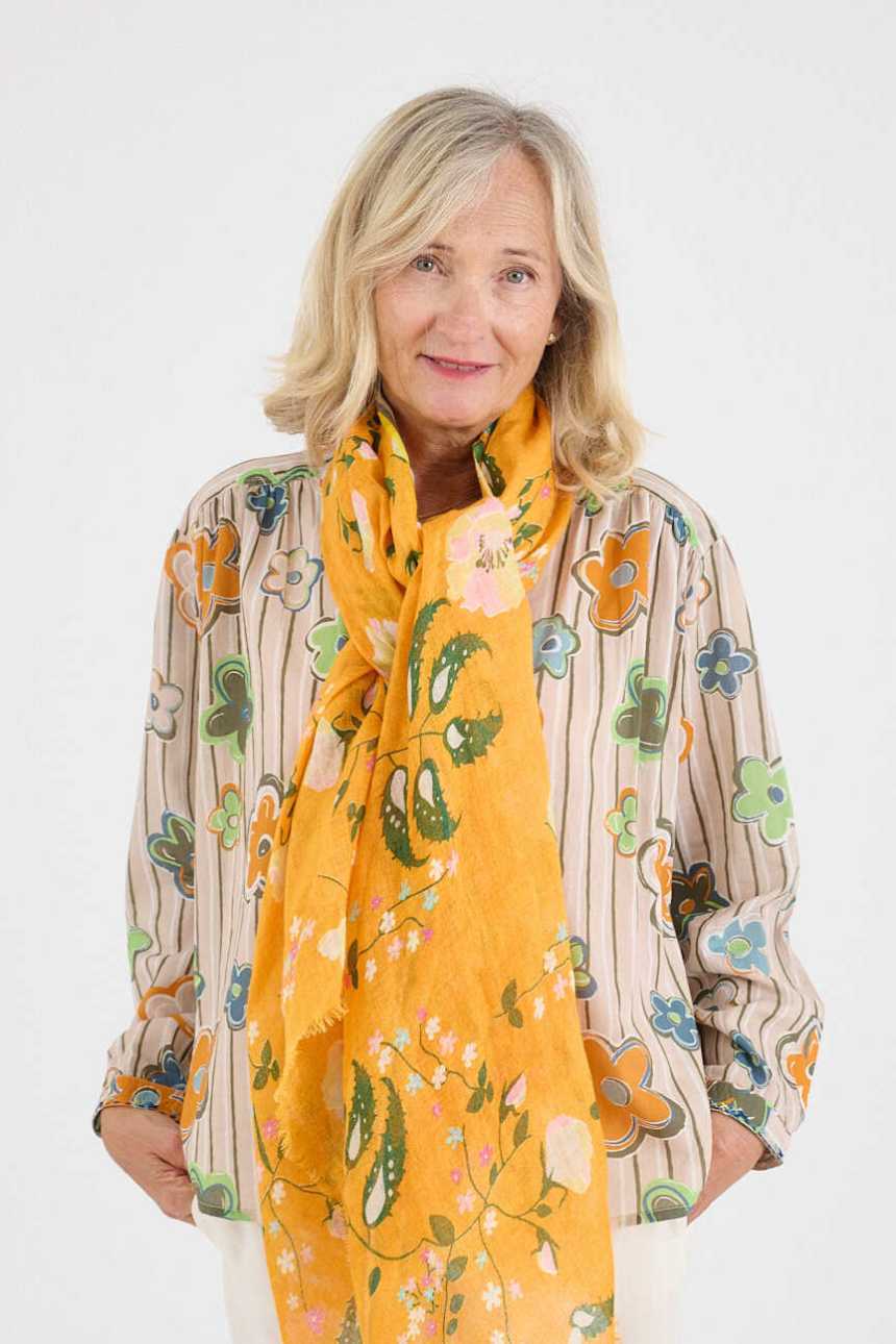 BECKY Linen Scarves | Story Topic
