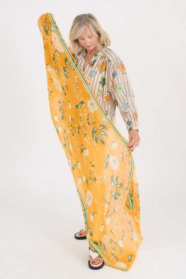 BECKY Linen Scarves | Story Topic