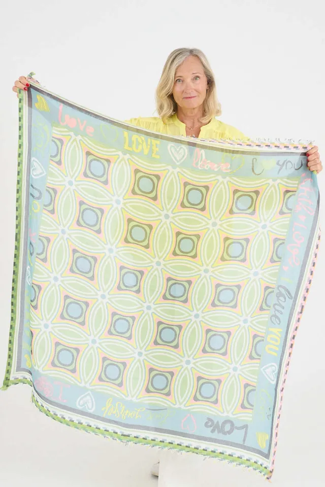Large KARYN Cotton Squares | Story Topic
