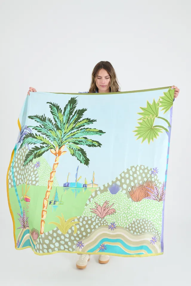 CALI BIG Silk Squares | Story Topic